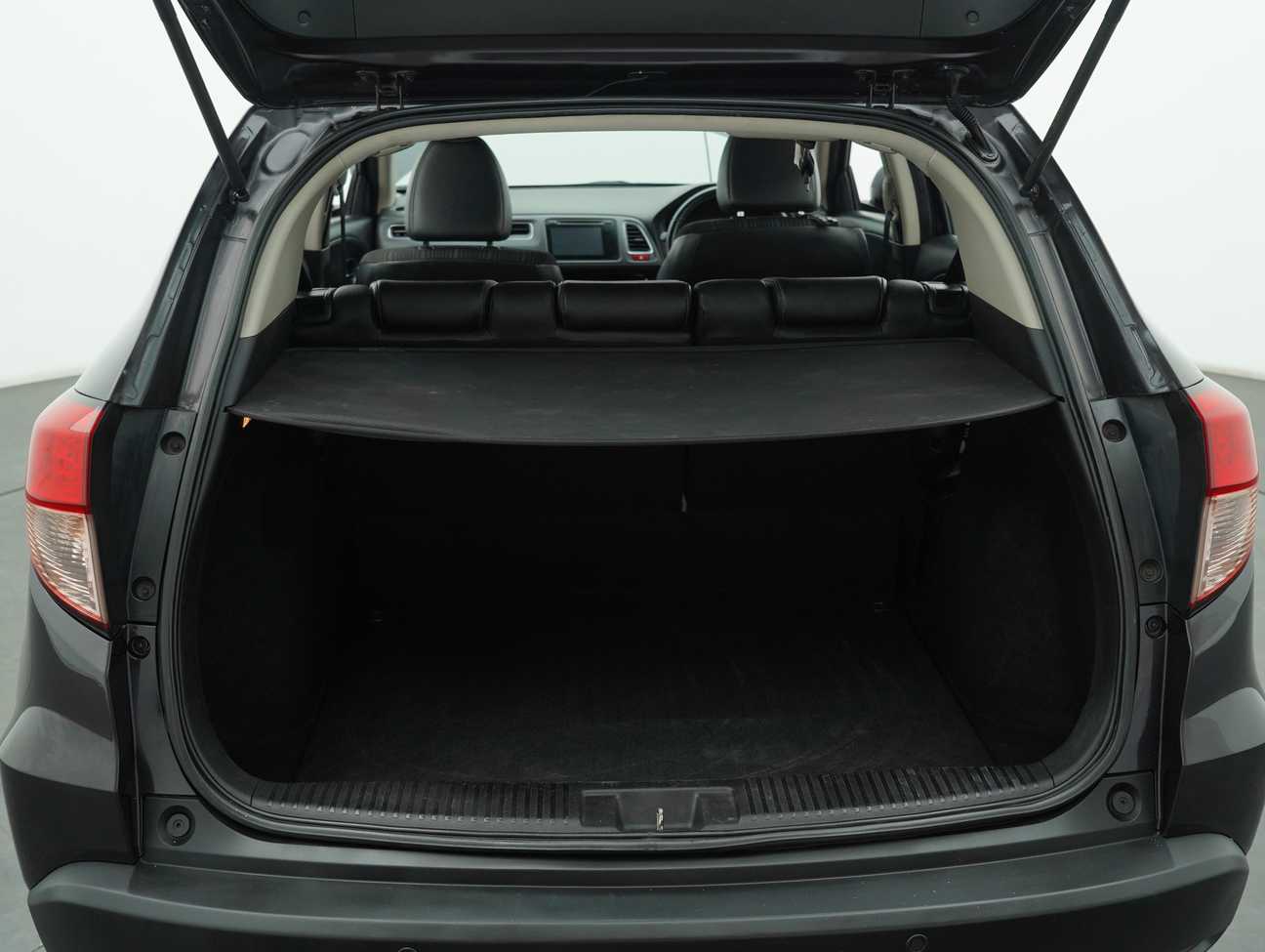 terpakai 2015 Honda HR-V V 1.8