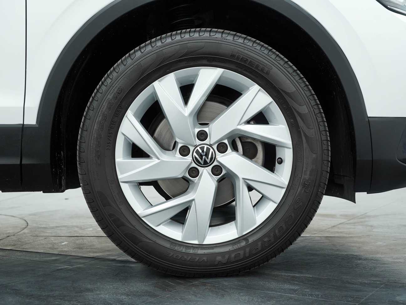 terpakai 2023 Volkswagen Tiguan Allspace Elegance 1.4