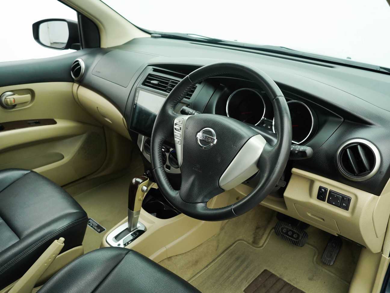 used 2013 Nissan Grand Livina Comfort 1.8