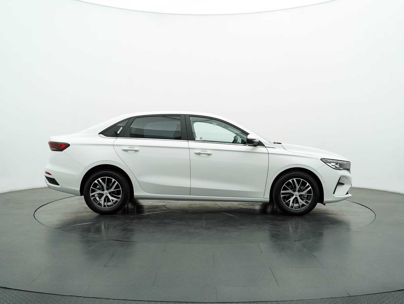 used 2024 Proton S70 Executive 1.5