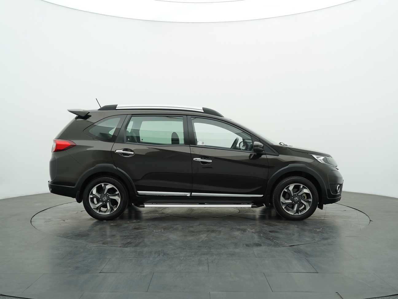 used 2018 Honda BR-V V 1.5