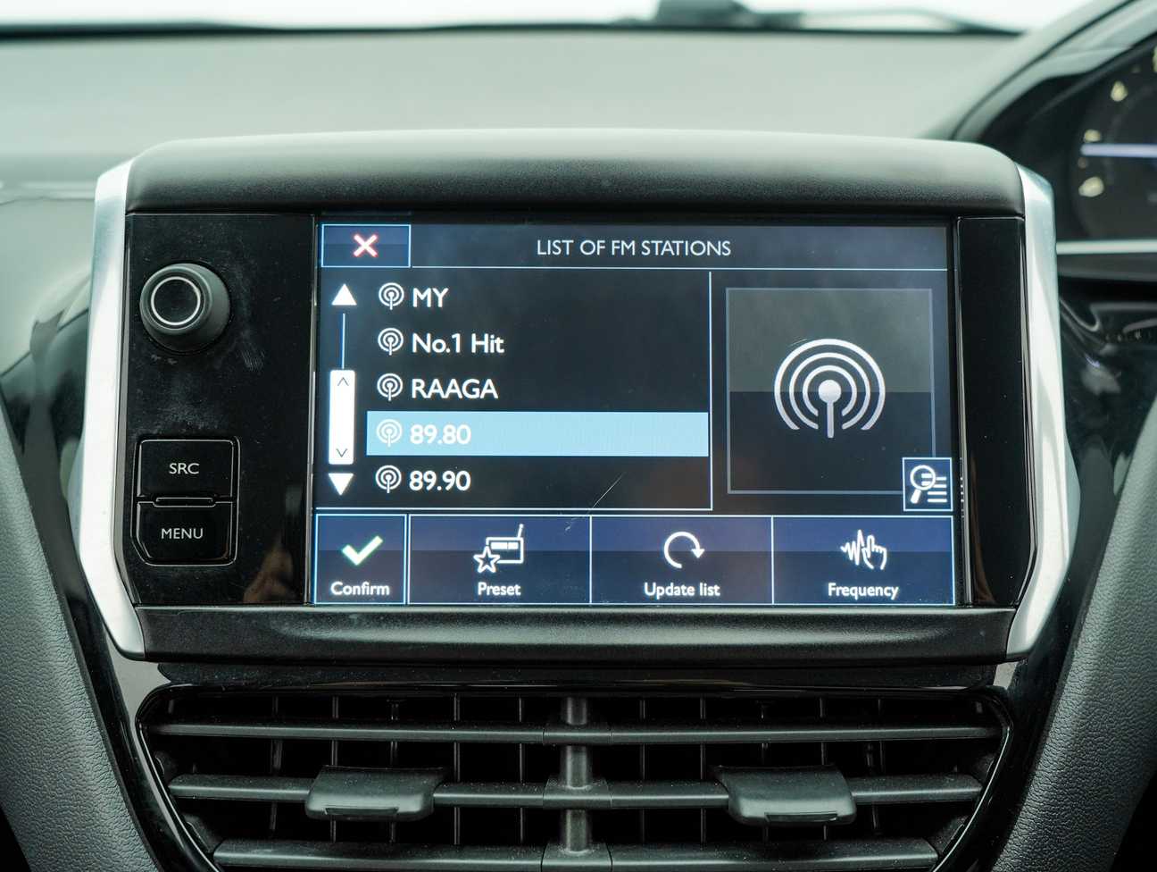 terpakai 2016 Peugeot 208 Allure 3 Door 1.6