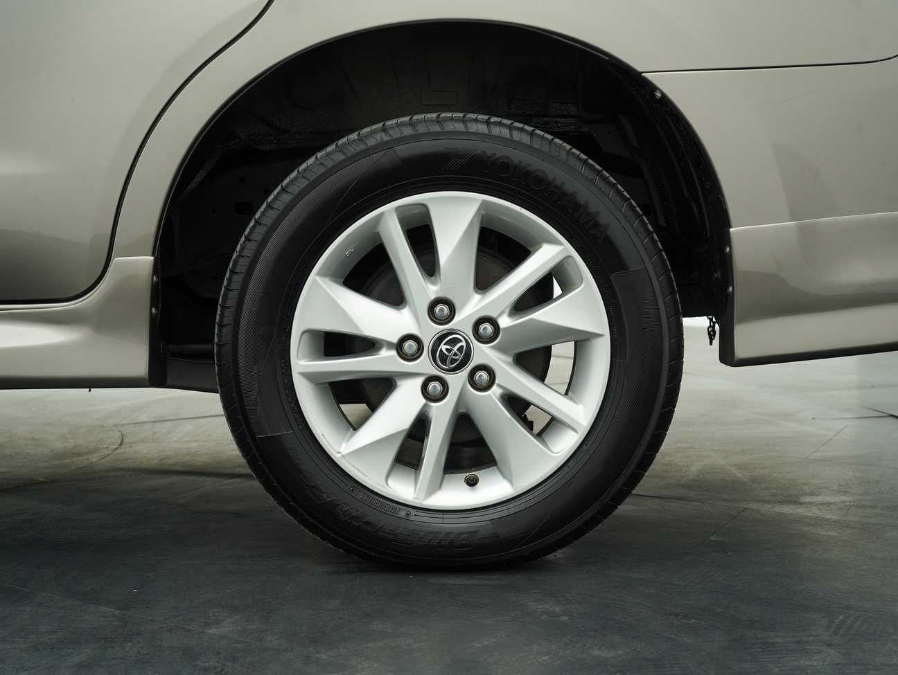 used 2019 Toyota Innova G 2.0