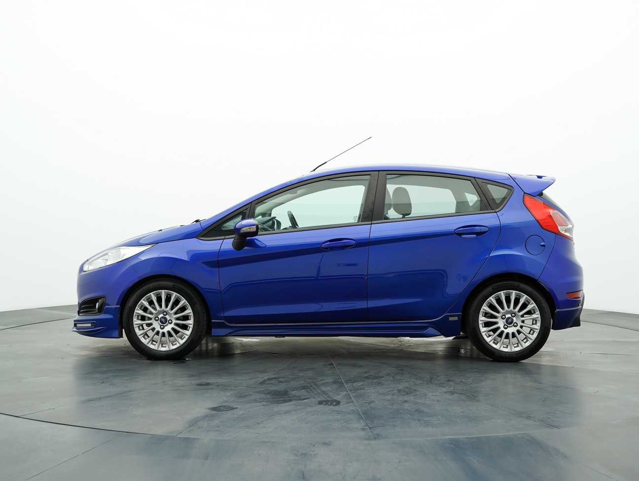 terpakai 2014 Ford FIESTA SPORT 1.0
