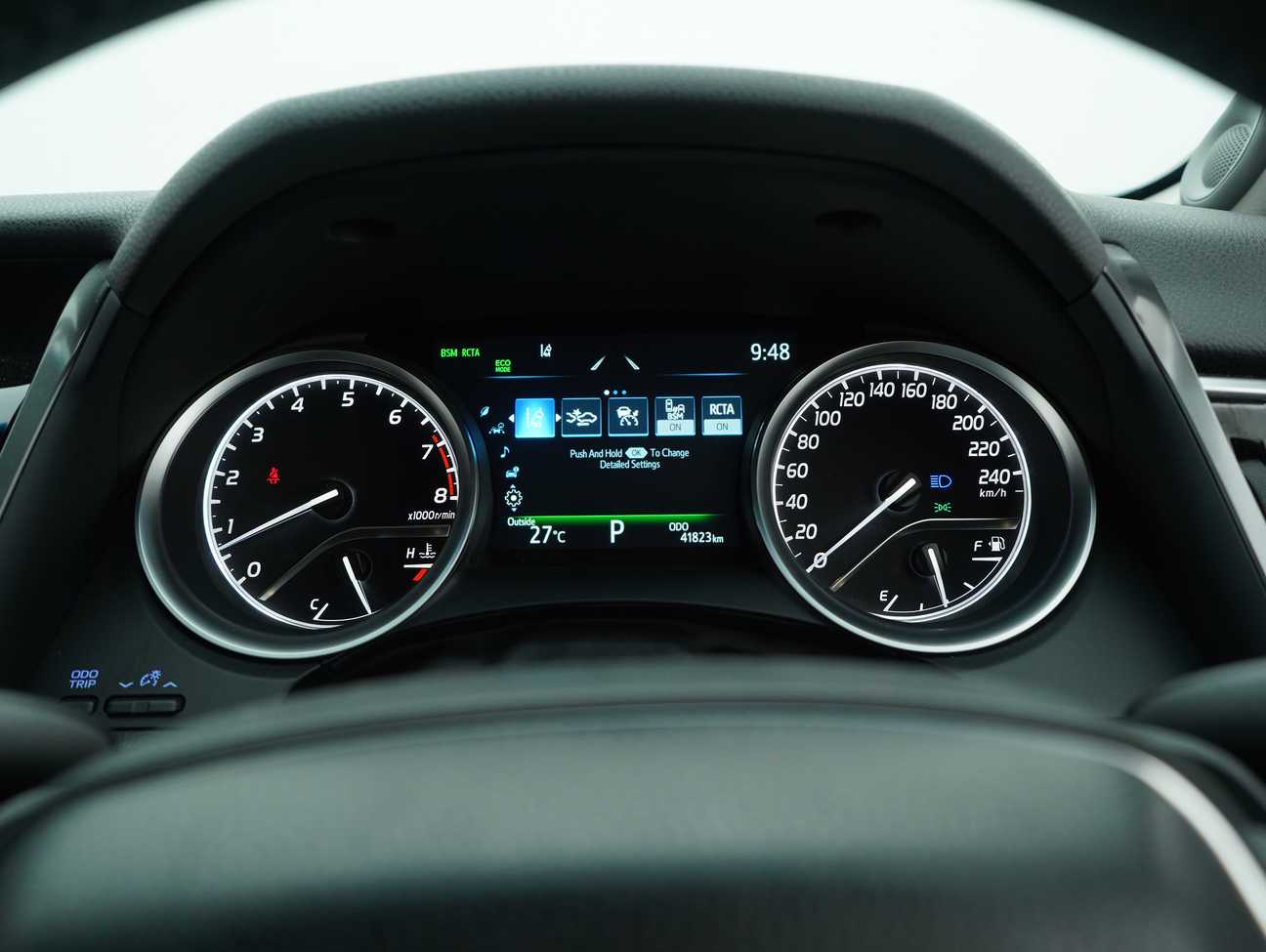 used 2023 Toyota Camry V 2.5