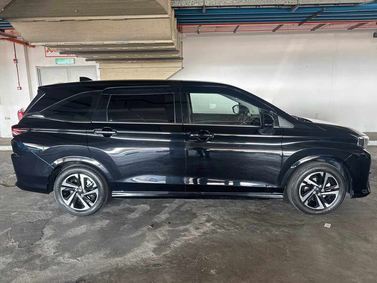 used 2023 Perodua Alza AV 1.5