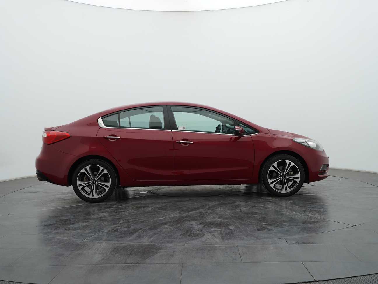 terpakai 2014 Kia Cerato  1.6