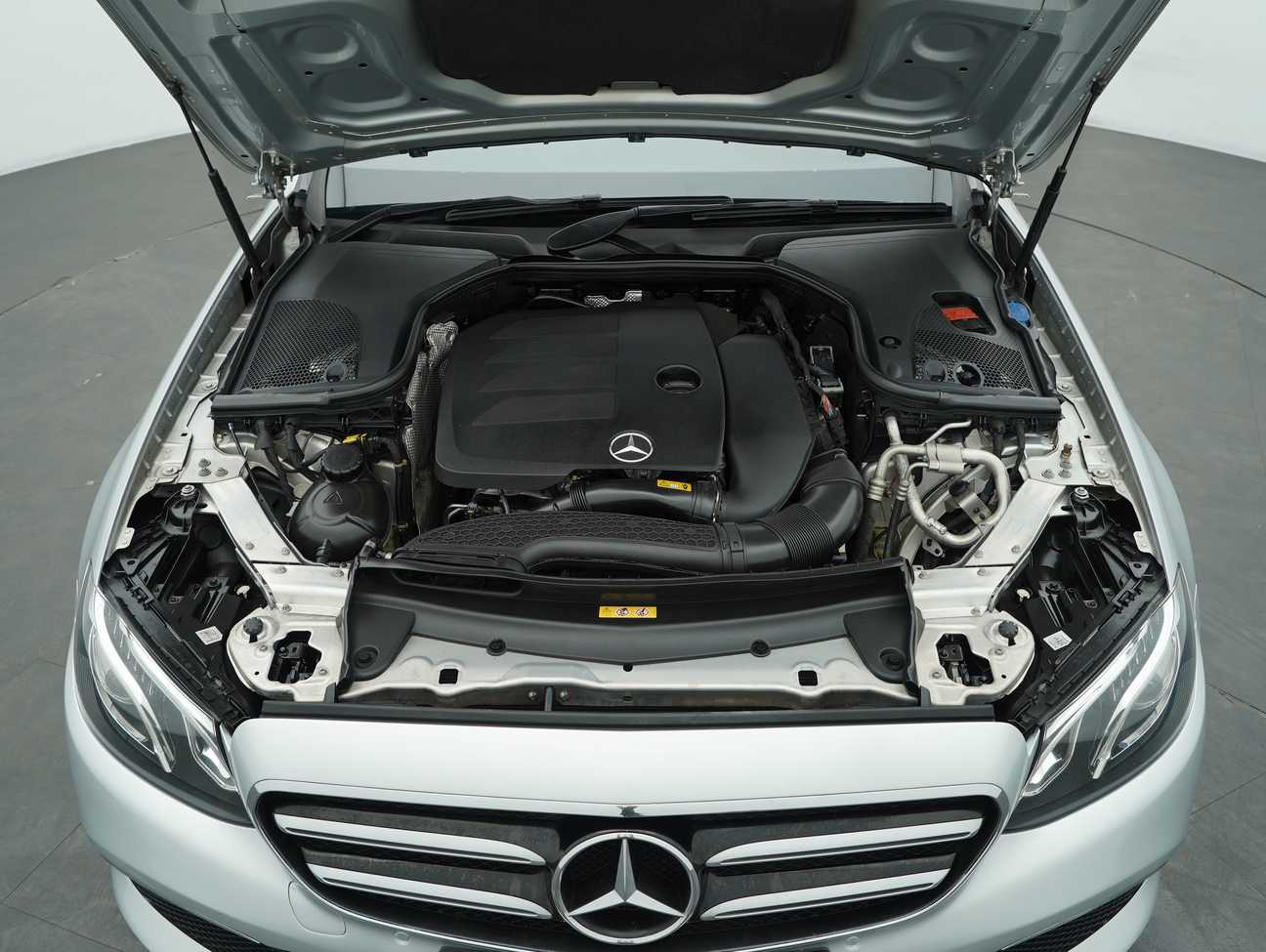used 2019 Mercedes-Benz E200 Avantgarde 2.0