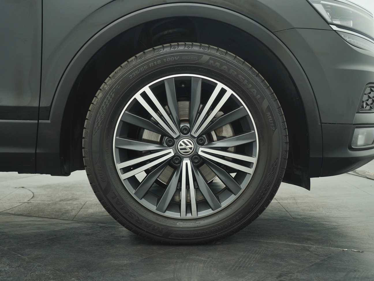 terpakai 2021 Volkswagen Tiguan Allspace Highline 1.4