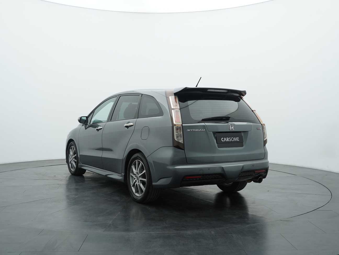 used 2012 Honda Stream i-VTEC RSZ 1.8