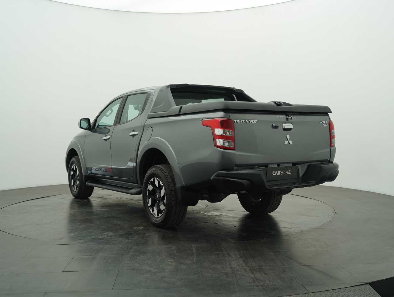 terpakai 2017 Mitsubishi Triton VGT Adventure X Dual Cab 4X4 2.4