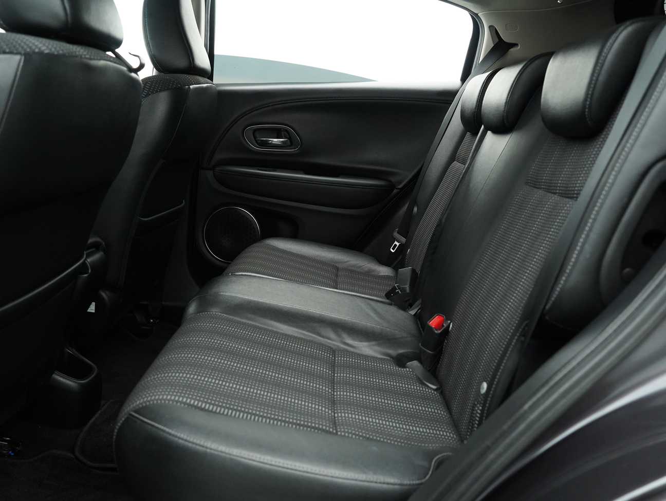 used 2015 Honda HR-V i-VTEC V 1.8