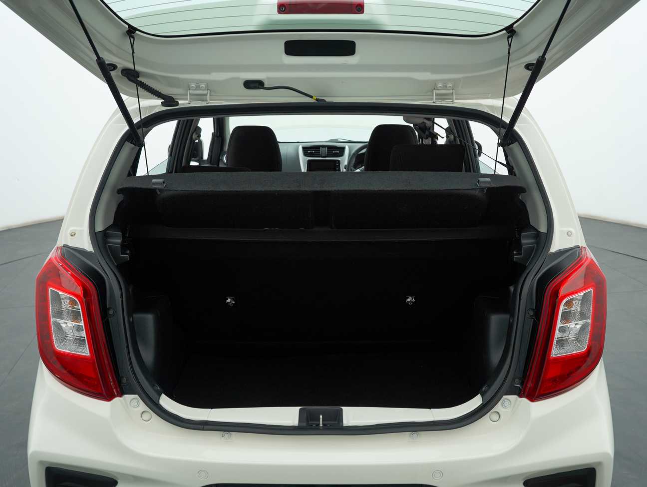 terpakai 2021 Perodua AXIA Advance 1.0