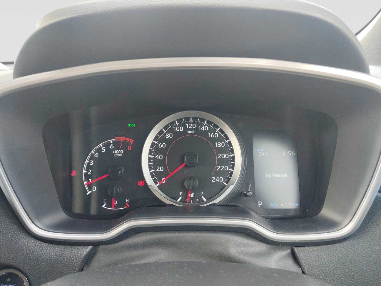 used 2022 Toyota Corolla Cross V 1.8