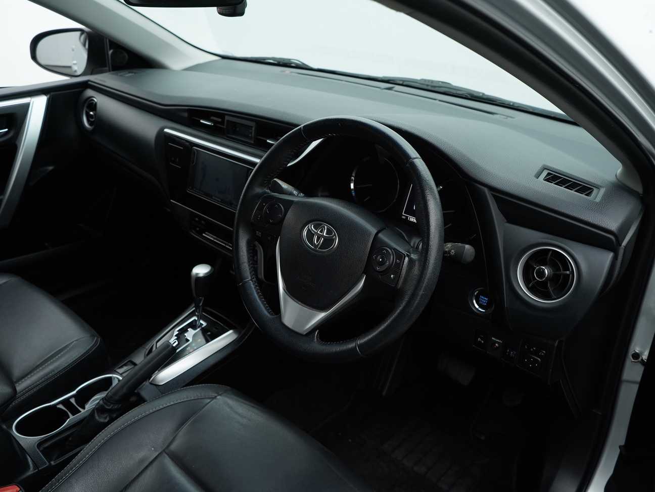 used 2018 Toyota Corolla Altis G 1.8