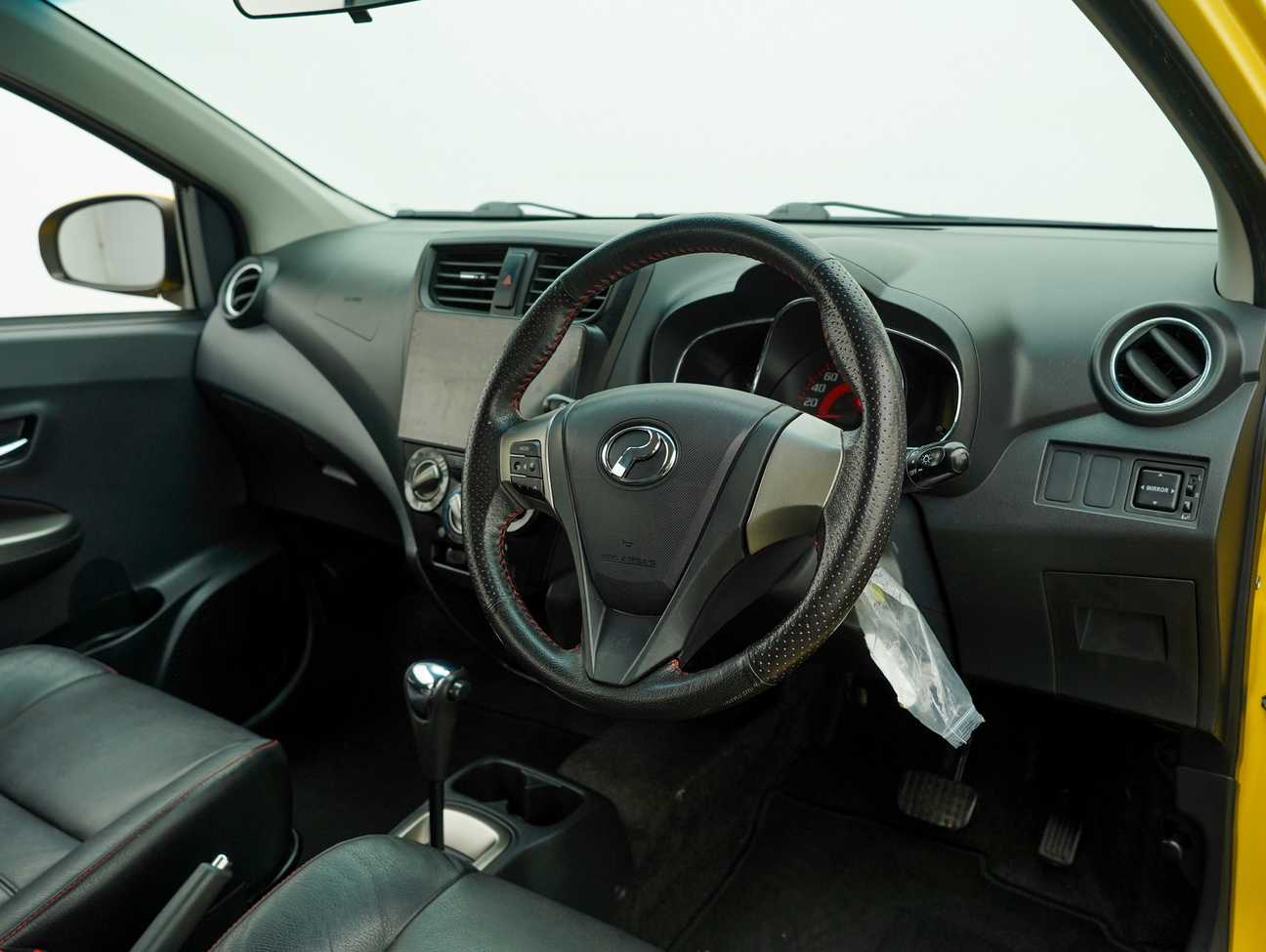 terpakai 2015 Perodua AXIA Advance 1.0