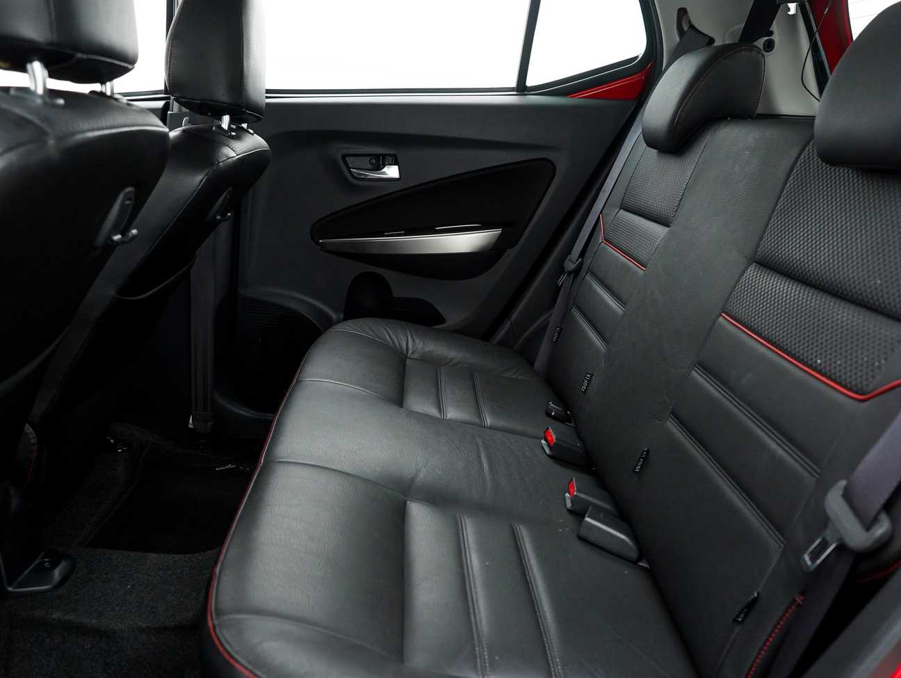 terpakai 2016 Perodua AXIA Advance 1.0