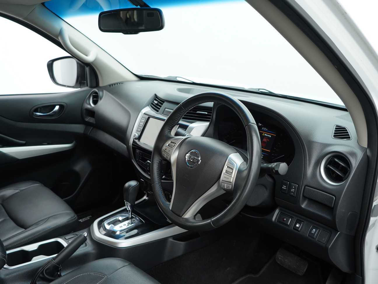 used 2019 Nissan Navara NP300 VL Dual Cab 2.5