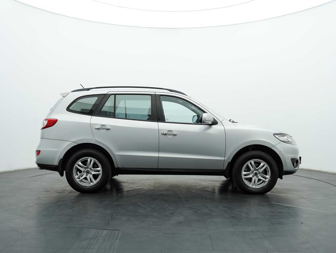 terpakai 2013 Inokom Santa Fe Elegance 2.2