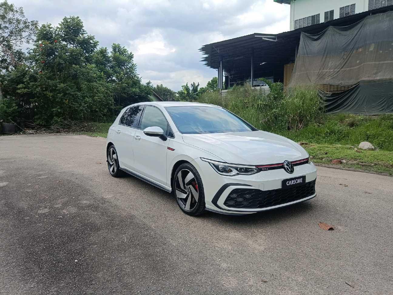 terpakai 2024 Volkswagen Golf GTI IQ.Drive 2.0