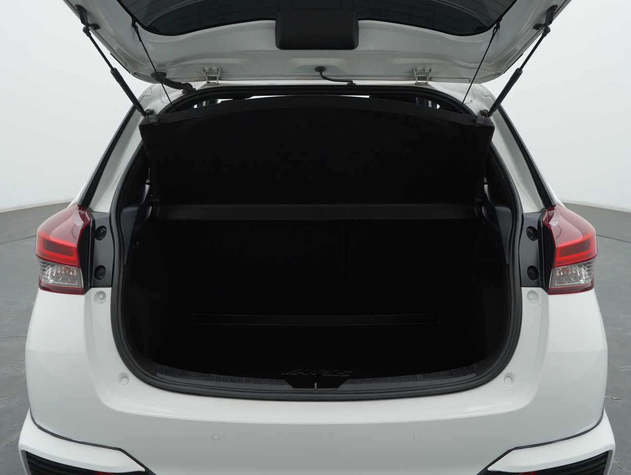 terpakai 2020 Toyota Yaris E 1.5