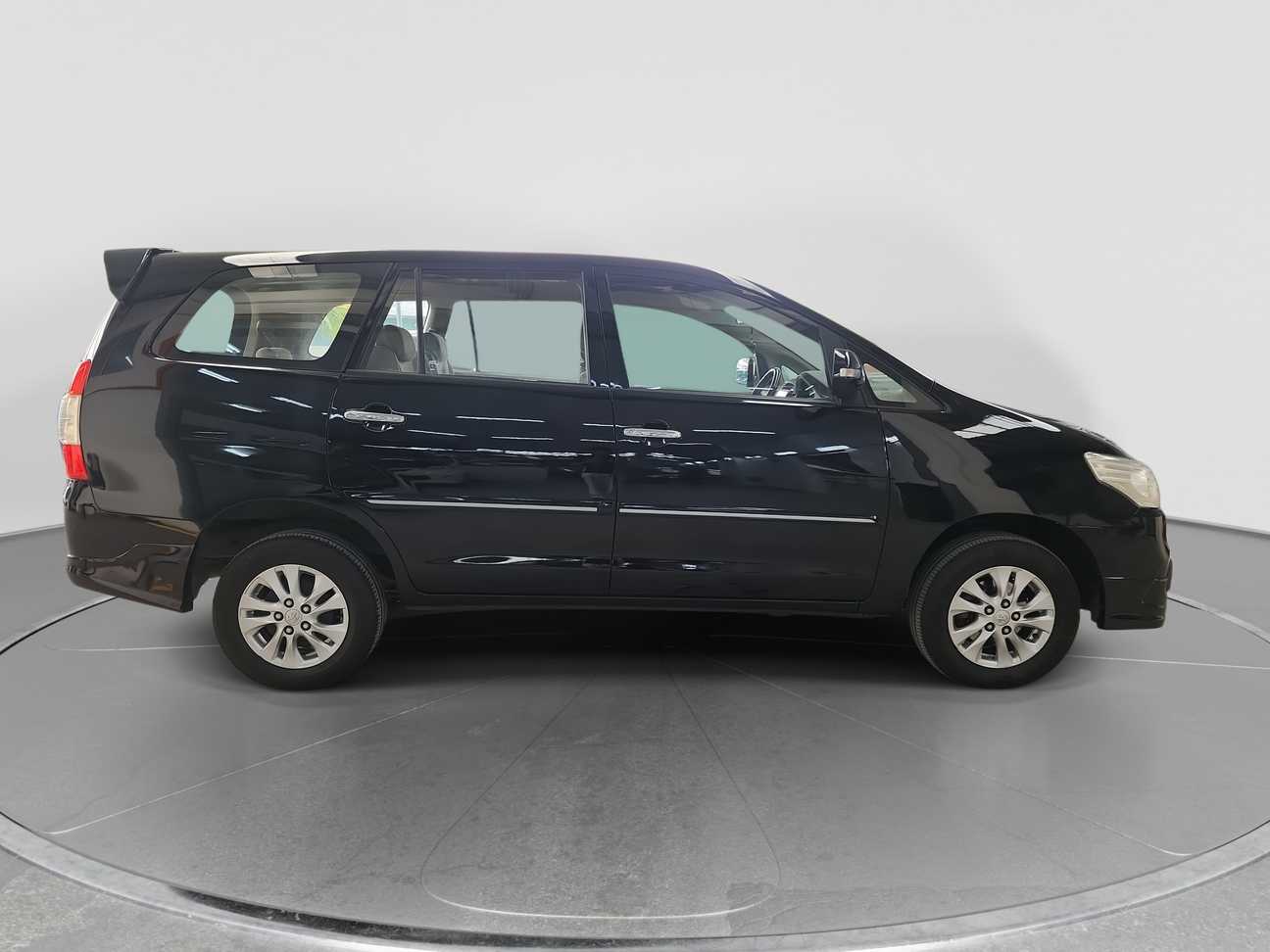 used 2016 Toyota Innova G 2.0