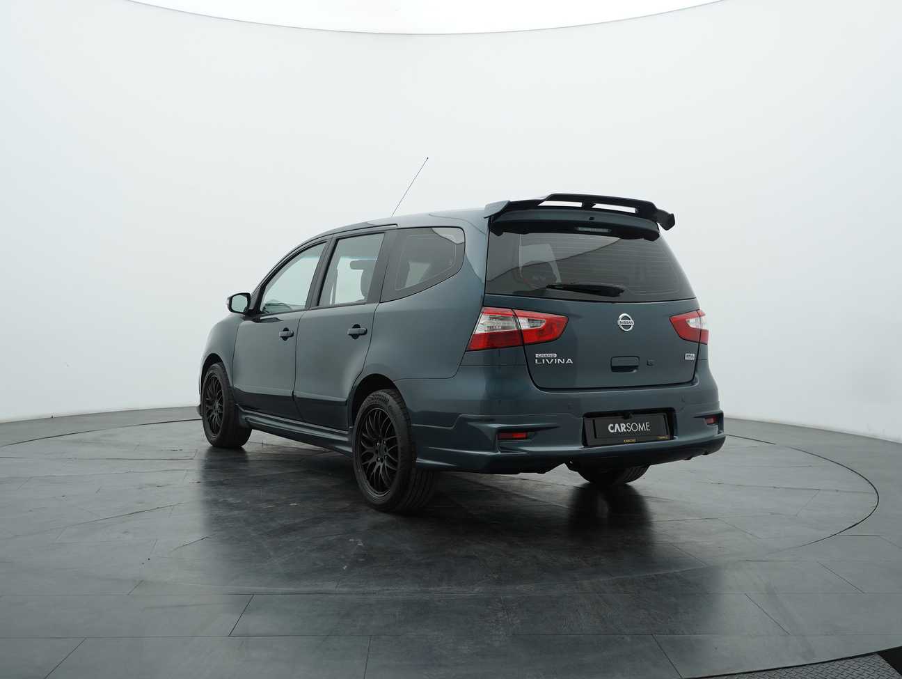 used 2013 Nissan Grand Livina Impul 1.8