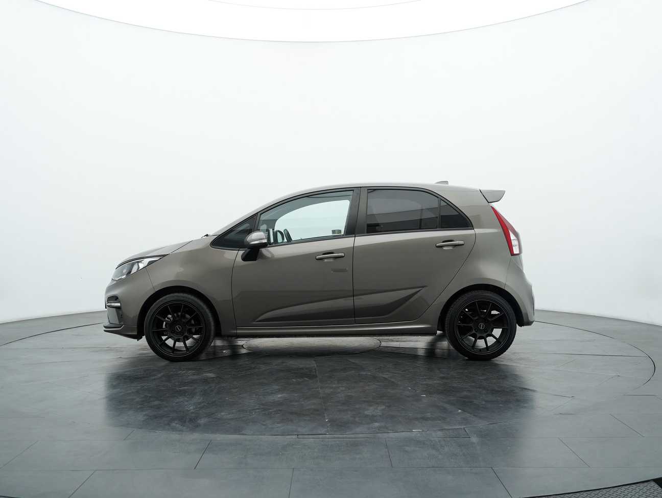 used 2022 Proton Iriz Executive 1.6
