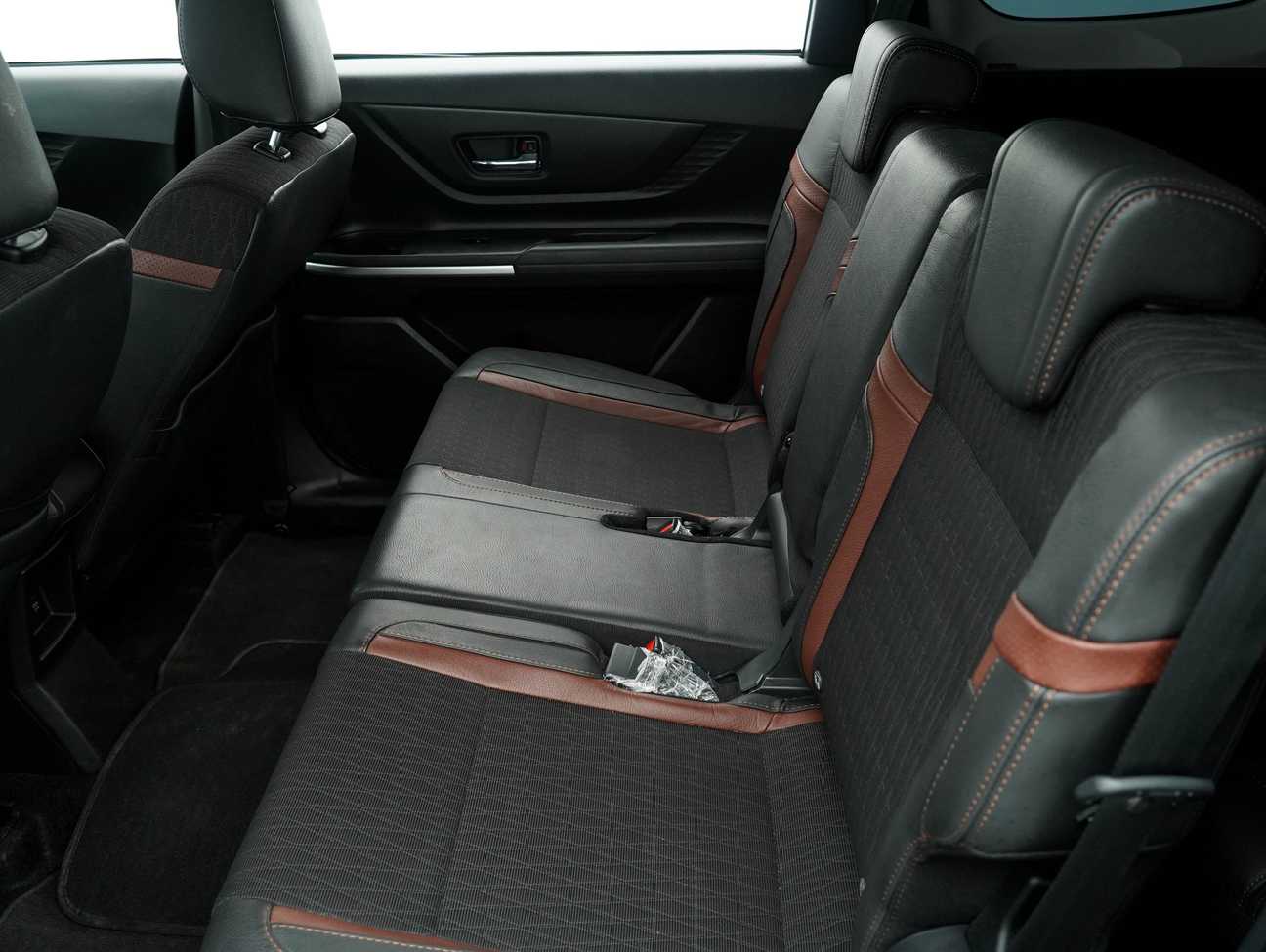 used 2023 Perodua Alza AV 1.5
