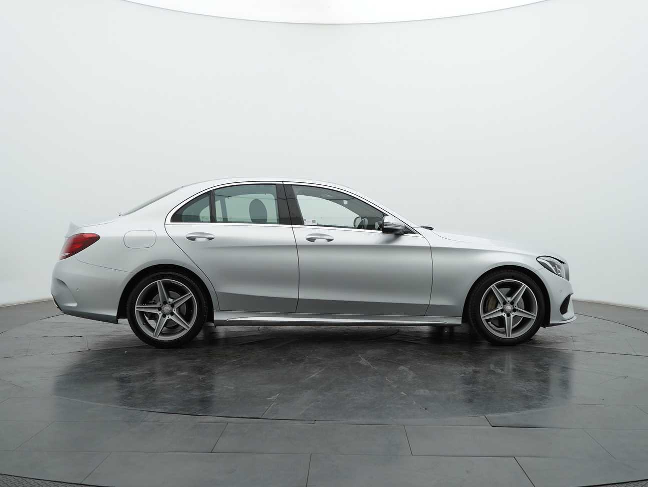 used 2016 Mercedes-Benz C250 AMG Line 2.0