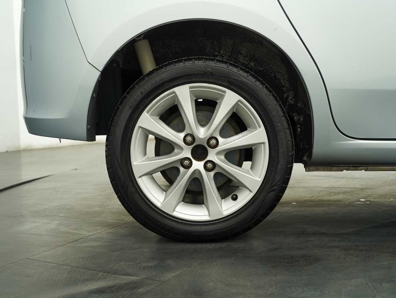 used 2011 Perodua Alza EZi 1.5