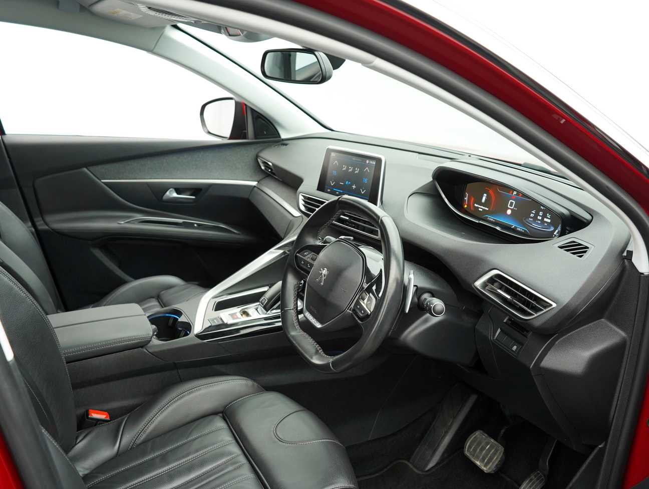 terpakai 2018 Peugeot 3008 THP Allure 1.6