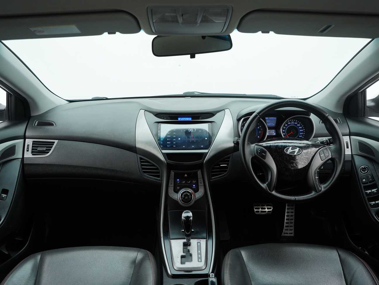 terpakai 2013 Inokom Elantra  1.6