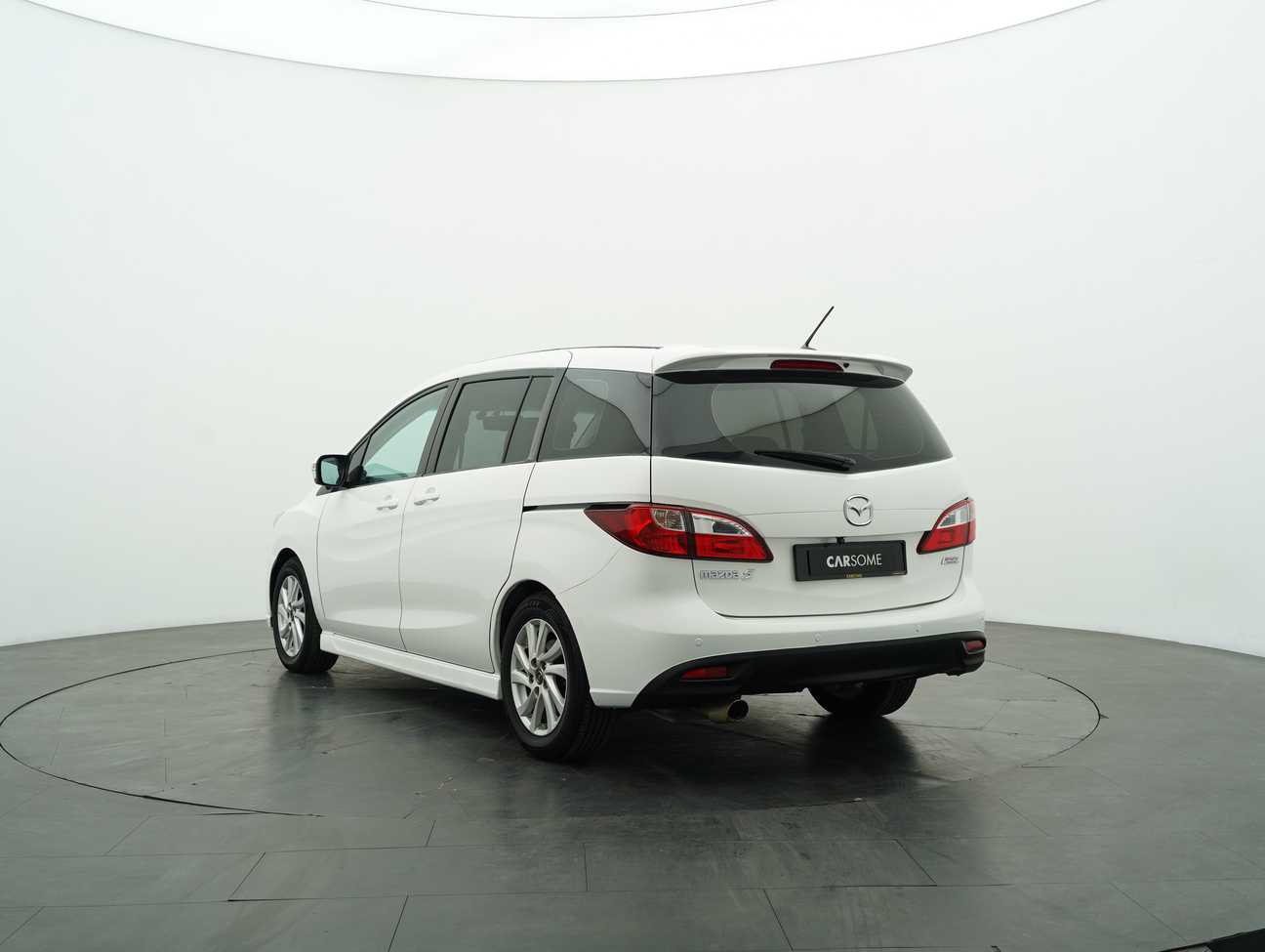 used 2014 Mazda 5 SKYACTIV-G 2.0
