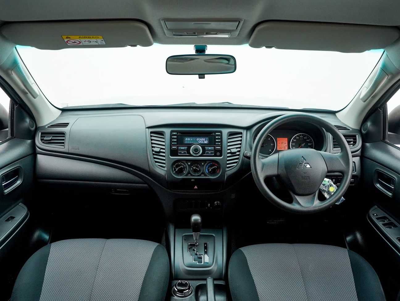 terpakai 2021 Mitsubishi Triton VGT Dual Cab 2.4