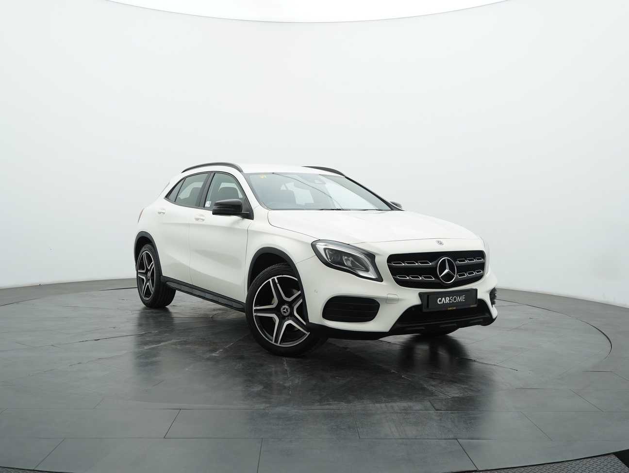 terpakai 2018 Mercedes-Benz GLA250 4MATIC AMG Line 2.0