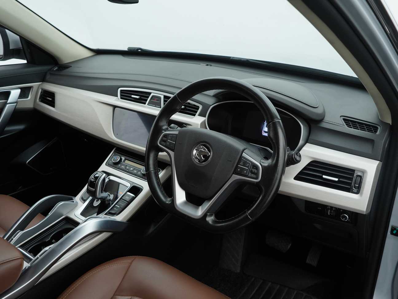 used 2020 Proton X70 Premium 1.8