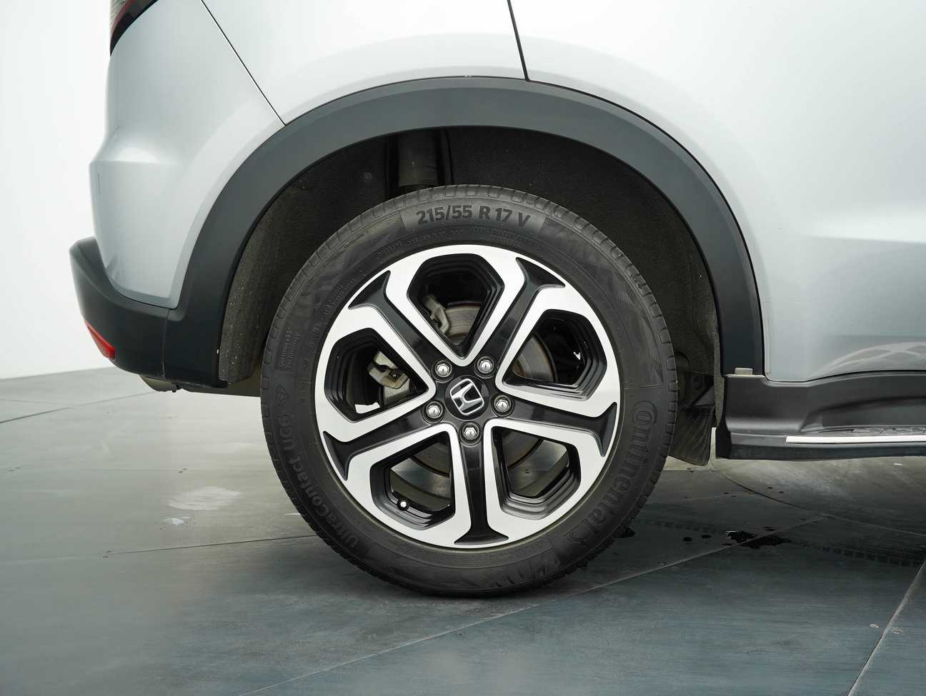 used 2019 Honda HR-V V 1.8