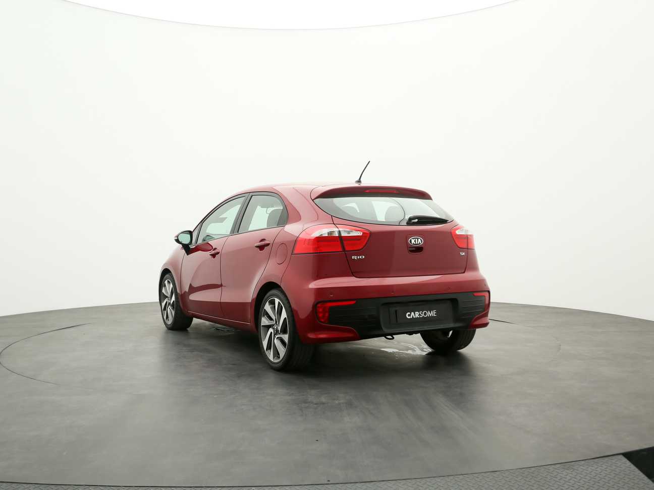 terpakai 2016 Kia RIO UB 1.4