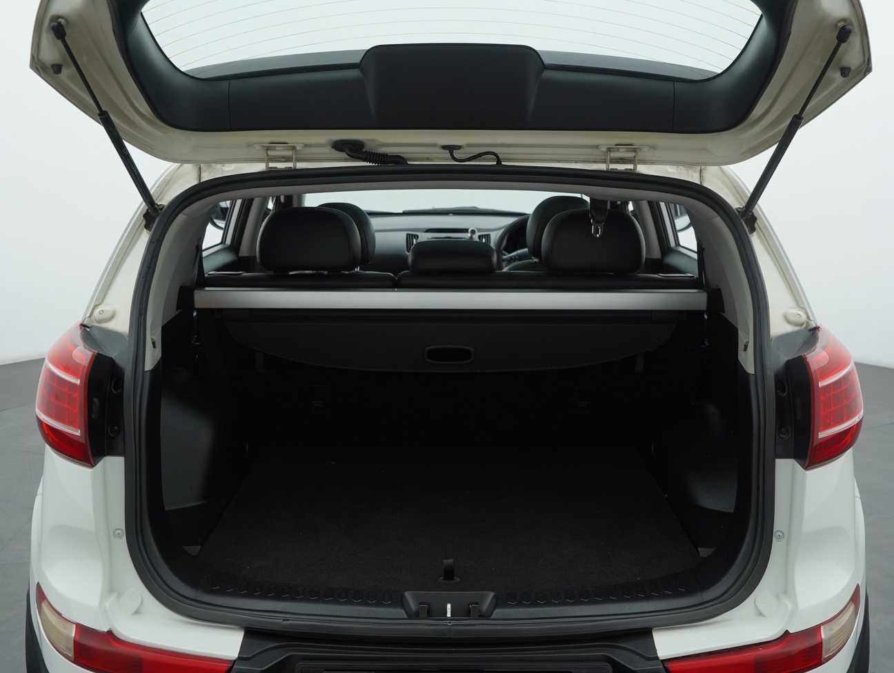 terpakai 2013 Kia Sportage  2.0