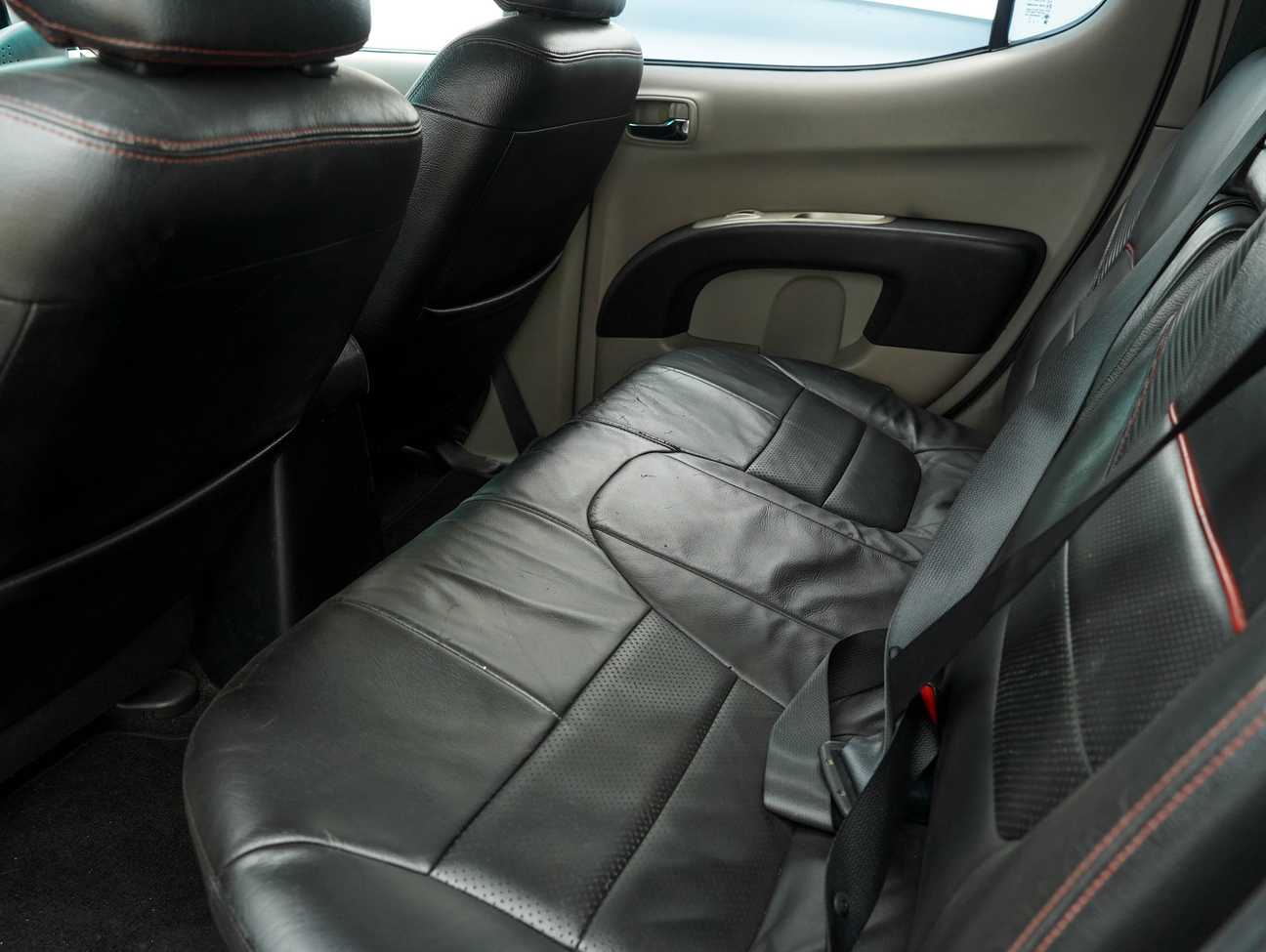 used 2014 Mitsubishi TRITON L200 4WD VGT 2.5