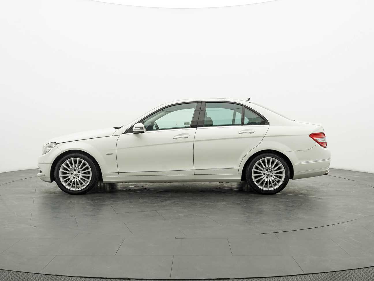 used 2011 Mercedes-Benz C250 Avantgarde CGI 1.8