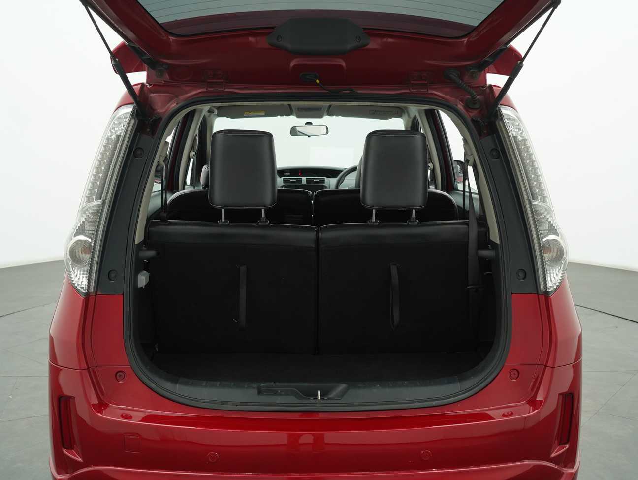 terpakai 2014 Perodua Alza Advance 1.5