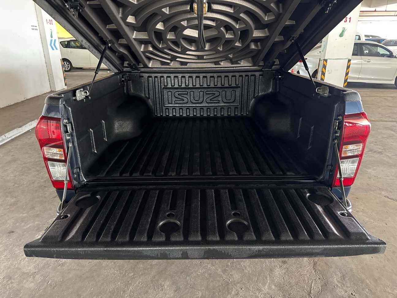 used 2017 Isuzu D-Max Dual Cab 2.5