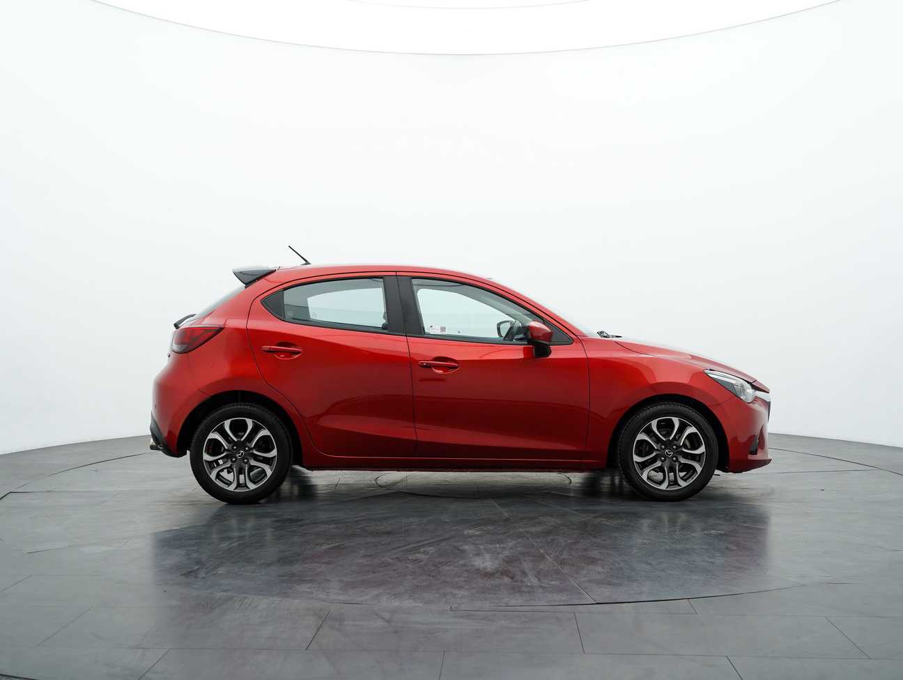 terpakai 2016 Mazda 2 SKYACTIV-G (Halogen Headlight) 1.5