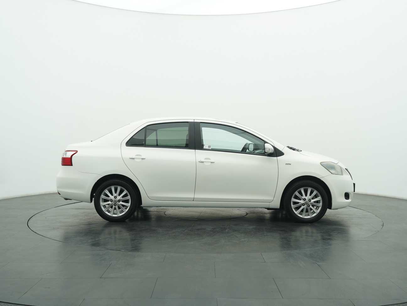 terpakai 2013 Toyota Vios E 1.5