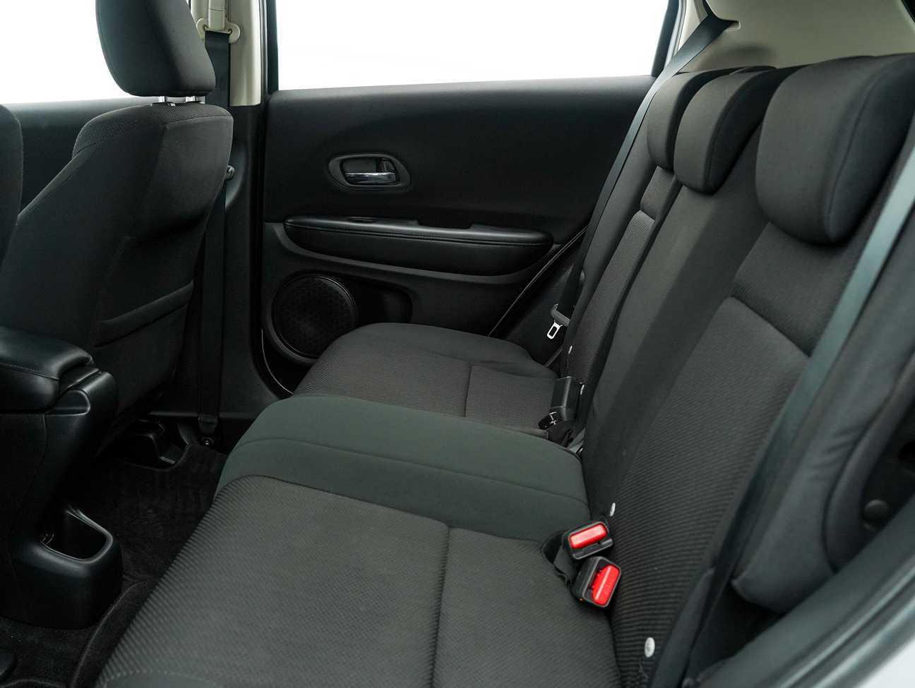 terpakai 2016 Honda HR-V i-VTEC S 1.8
