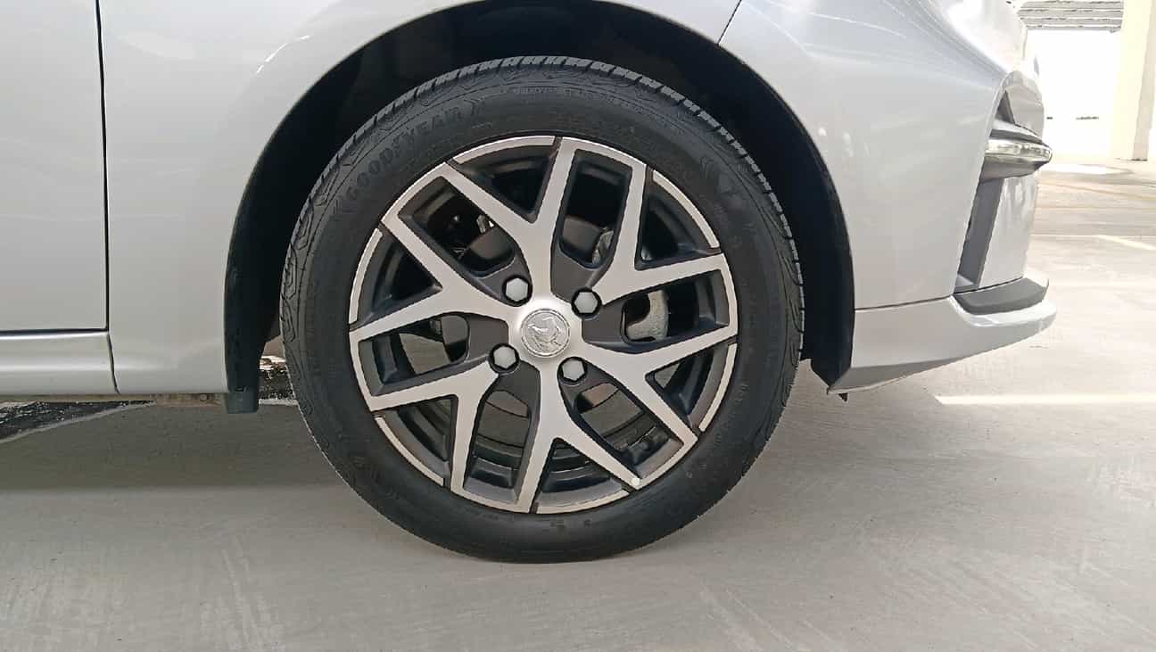 used 2023 Proton Persona Premium 1.6