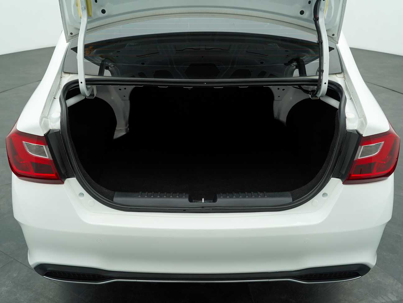 terpakai 2021 Proton Saga Premium 1.3