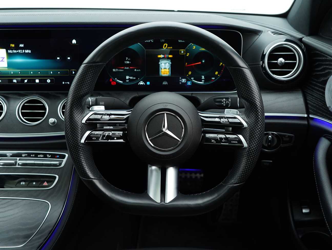 used 2021 Mercedes-Benz E300 AMG Line 2.0